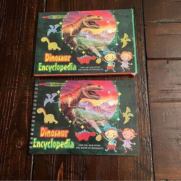 Dinosaur Encyclopedia Flashlight Exploration (New) - Picture 1 of 7